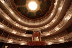 В последнюю летнюю ночь в Петербурге пройдёт оперный бал