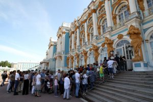 Минкульт планирует ограничить потоки туристов в Царское Село