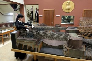 «Двести лет пролетели незаметно»: в Петербурге открывается музей мостов
