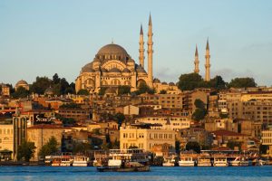 Российские туристы будут платить налог за проживание в Турции